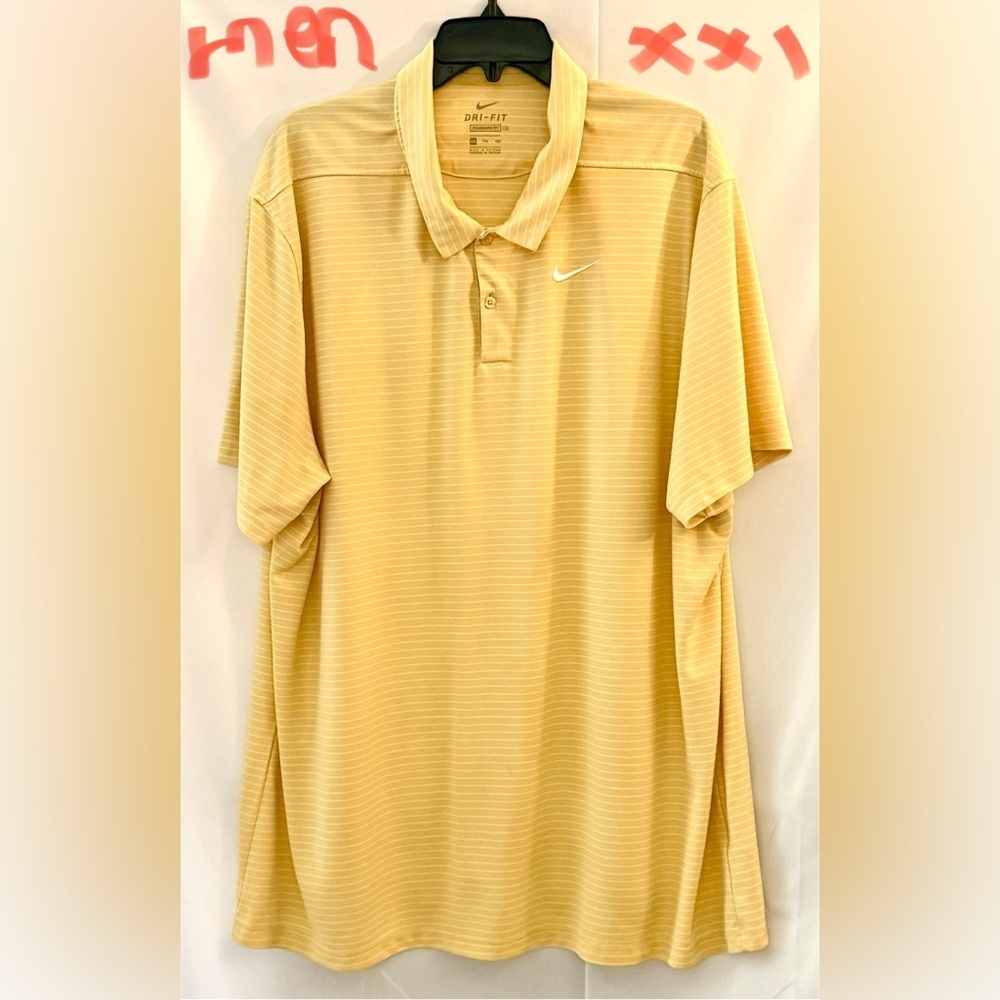 Nike Men's Polo Shirt in Light Yellow